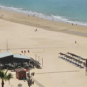 gatu-premium-villa-turquesa-playa-y-parking.es-andalucia.com/